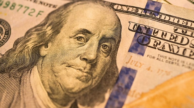 El dólar es uno de los pocos instrumentos de grandeza de EE.UU., pero sus políticas están empujando a los participantes de la economía global a abandonar esta moneda.