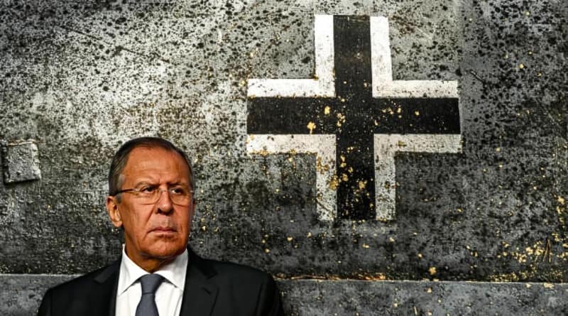 El canciller ruso denuncia presiones de Bruselas para boicotear actos del 9 de mayo en Moscú; líderes de Serbia y Eslovaquia desafían las advertencias europeas.