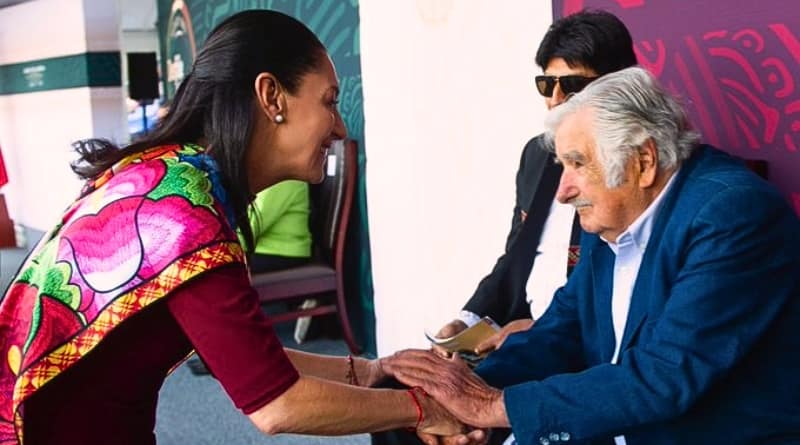 La presidenta de México se une al duelo latinoamericano por el fallecimiento de Pepe Mujica, símbolo de humildad, sabiduría y lucha por la justicia social.